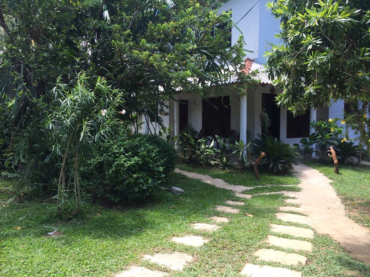 Hotel View Point Tissamaharama Exterior photo